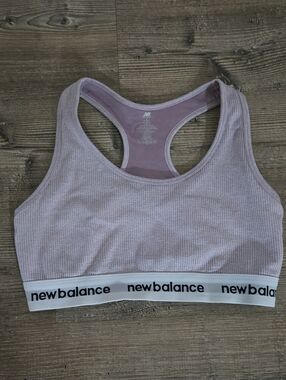 NEW BALANCE || Racerback Sports bra Size Large